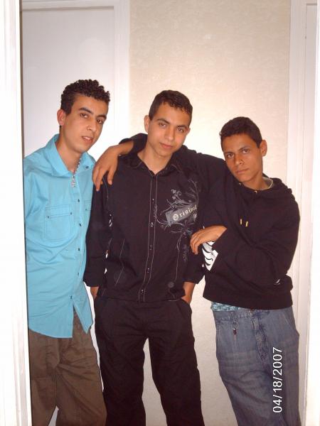moi et larbi et stof